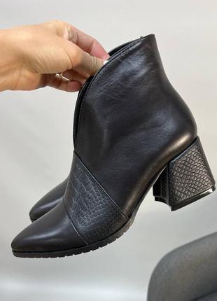 Дизайнерські черевики 2022 натуральна шкіра замш демісезон зима