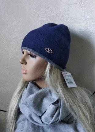 Зимова шапка бренд
