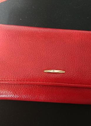 Женский кошелек