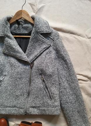 Короткое шерстяное пальто куртка2 фото