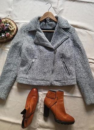 Коротка шерстяна куртка пальто