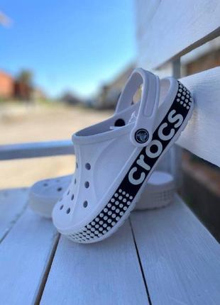 Кроксы сабо crocs bayaband logo motion white/black жіночі чоловічі крокси медичне взуття