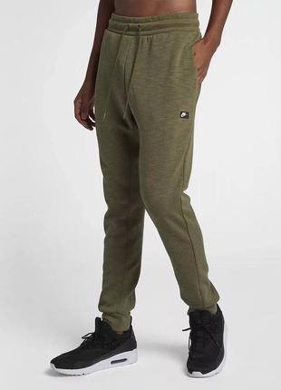 Спортивні штани nike modern