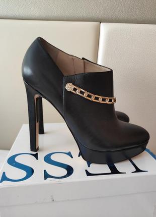 Ботильйони guess! оригінал!