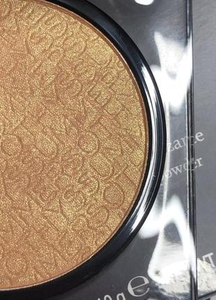 Компактна пудра бронзатор sothys bronzing powder6 фото