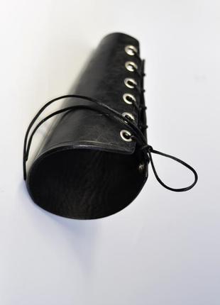 Широкий браслет , наручі шкіряні з люверсами , ультра широкий браслет мінімалізм