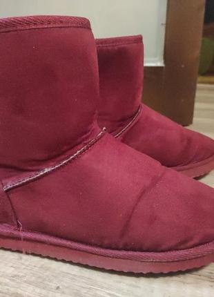 Уггі зимові