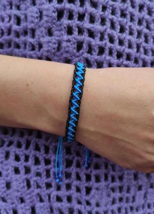 Жіночий браслет ручного плетіння макраме "арес" charo daro (чорно-синій)