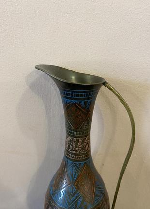 Старовинну  вазу бронзову з розписом з індії5 фото
