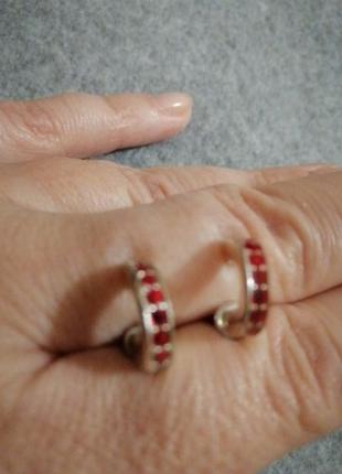 Новые серёжки гвоздики с россыпью кристаллов