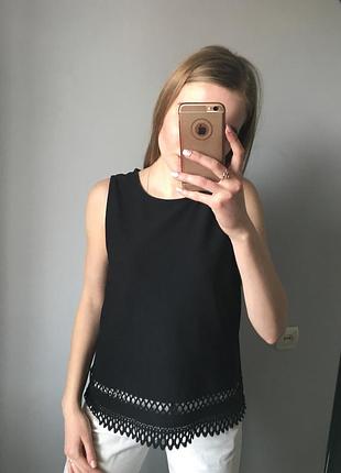Черный фактурный топ с перфорацией от esmara!!
