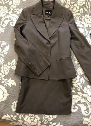 Класичний костюм bgn