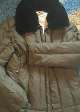 Куртка - пухівка. m-l.