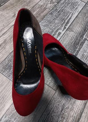 Туфлі червоні замшеві2 фото
