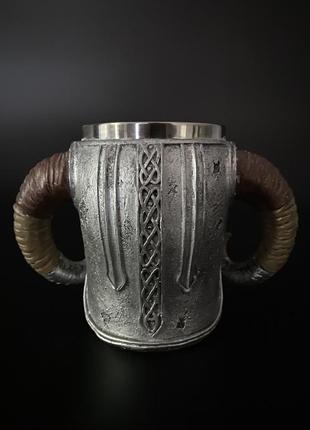 Кружка вікінг - череп з рогами 500мл.4 фото