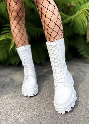 Ботинки кожаные деми белые на шнуровке