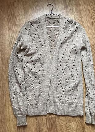 Новий красивий в’язаний кардиган