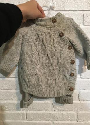 В‘язаний костюм