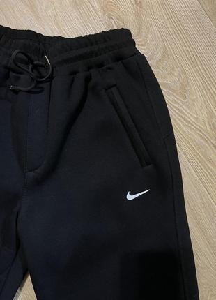 Тёплые спортивные штаны на флисе nike осень зима3 фото