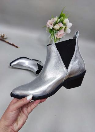 Эксклюзивные ботинки казаки кожаные цвет по выбору