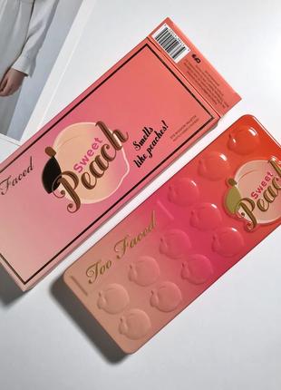 Палітра тіней too faced sweet peach3 фото