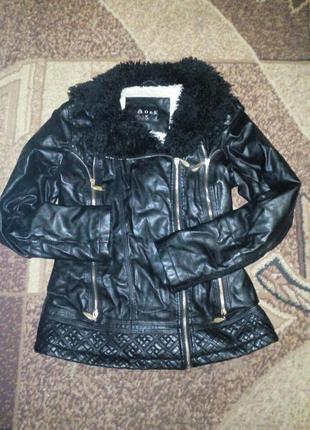 Класна курточка