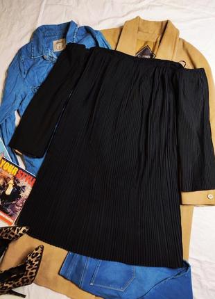 Walter baker платье чёрное плиссе плиссерованное оверсайз свободное с открытыми плечами