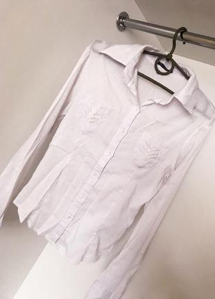 Молочная белая рубашка блузка с рукавом карманы на пуговицах мелкая полоска