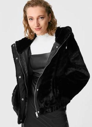 Женская куртка из искусственного меха с капюшоном, размер евро 38, цвет черный