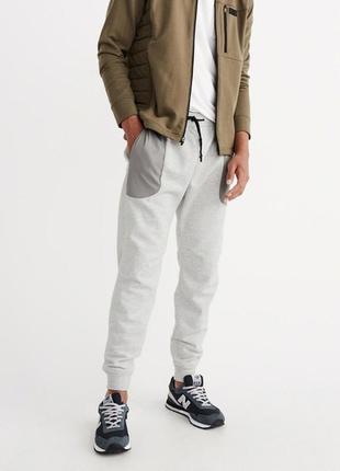 Світло-сірі спортивні штани abercrombie & fitch