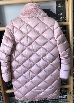 Теплая демисезонная куртка в цвете пудровой розы3 фото