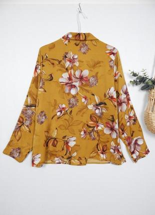 Блуза в цветы в бельевом стиле двубортная7 фото