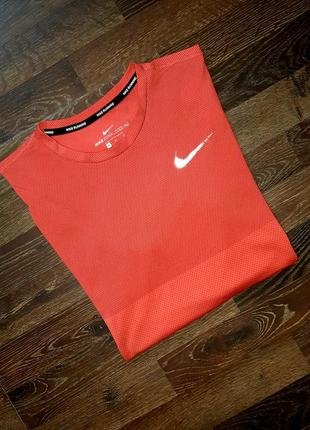 Мужская спортивная футболка nike5 фото