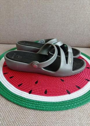 Шльопанці сланци крокси  аквашузи crocs patricia w8/ розм.39-40 оригінал1 фото