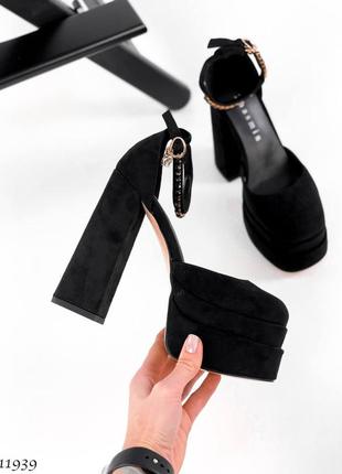Круті чорні жіночі замшеві туфлі