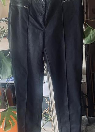 Гарної якості стрейчеві штани