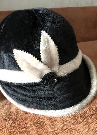 Шляпа жіноча зимова