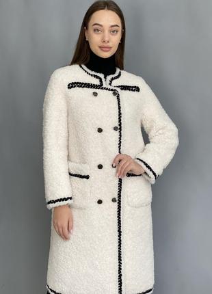 Шуба пальто в стилі шанель з натурального мериносу1 фото