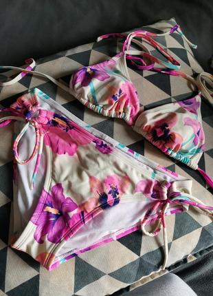 Купальники 4шт