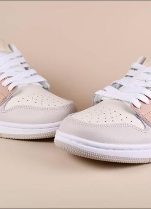 Женские кроссовки nike air jordan low beige3 фото