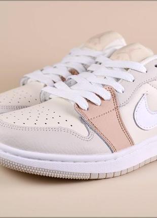 Женские кроссовки nike air jordan low beige7 фото