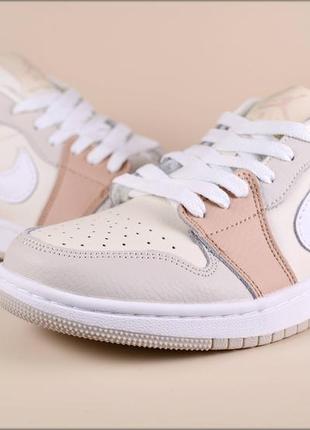 Женские кроссовки nike air jordan low beige4 фото