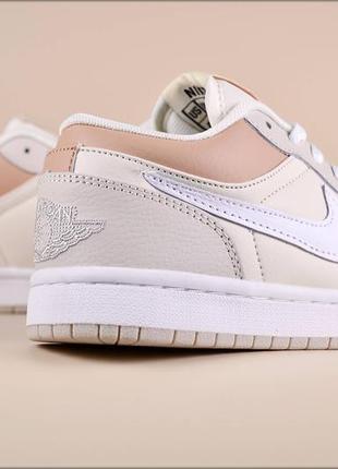 Женские кроссовки nike air jordan low beige6 фото