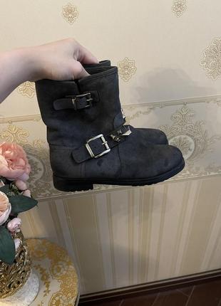 Ботинки демисезонные замша с заклепками