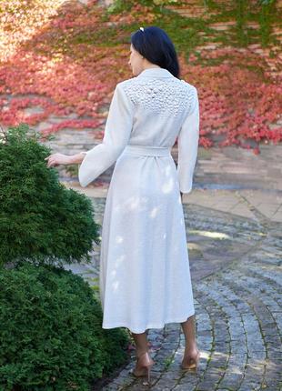Тепла вишукана сукня з ручною вишивкою "зимова казка"10 фото