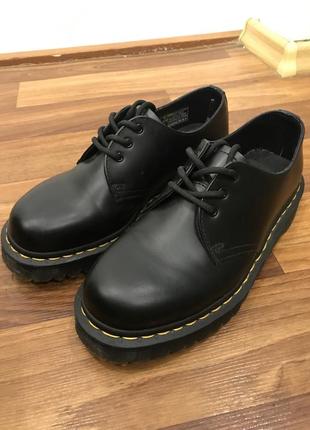 Ботинки dr.martens оригинал2 фото