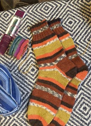 Шкарпетки ручної роботи.