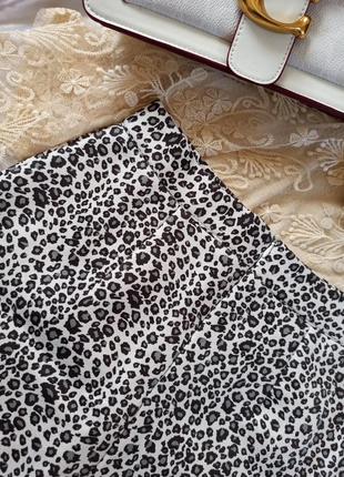 Замшевая мини юбка молочка/серая леопардовая9 фото