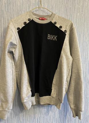 Класна спортивна кофта