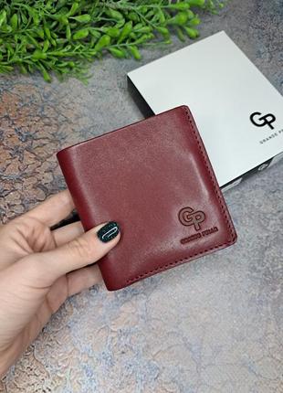Жіночий невеликий шкіряний гаманець